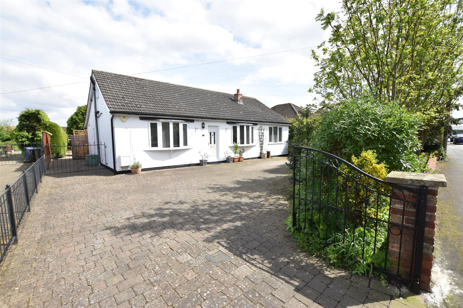 Peaks Avenue, New Waltham, Grimsby Joy Walker Estate Agent